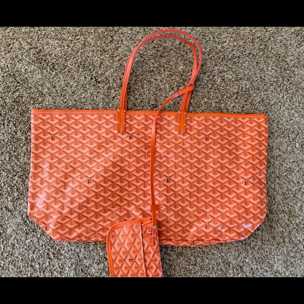G Tote bag.  Never used!  Perfect condition💕